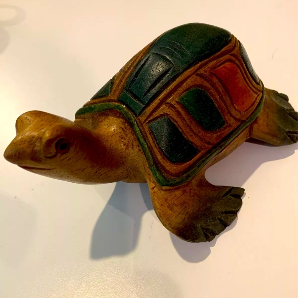 Vintage Hand Carved Sea Turtle Figurine 8 X 6 X 3.5"
